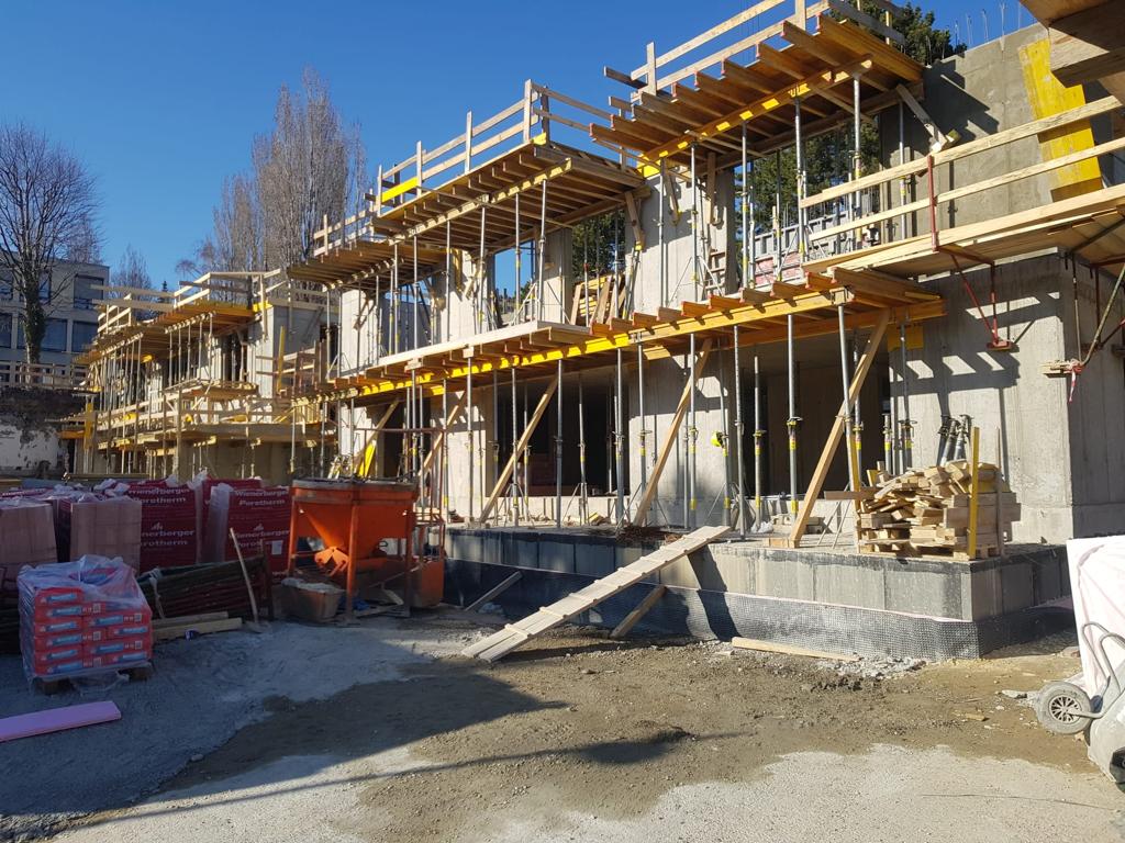 Decke über 2 OG